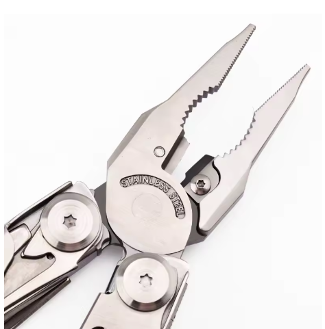 Daicamping DL30 Multitool – 21-i-1 Fällbart Multiverktyg i Rostfritt Stål