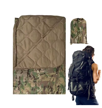 Varm & Vattentålig Campingfilt – Lätt, Packbar & Perfekt för Kallt Väder