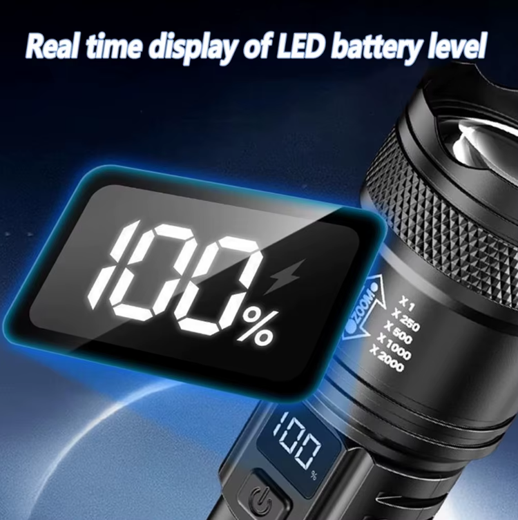 Kraftfull LED-ficklampa med zoom & batteriindikator